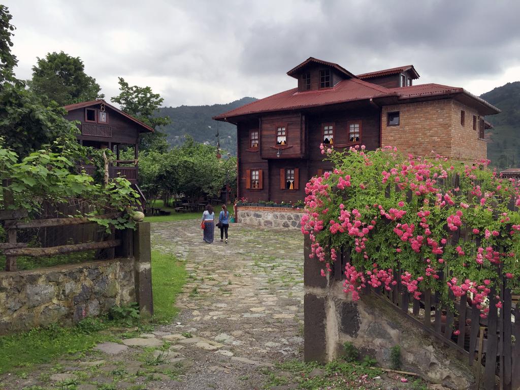 Meleni Köy Evi - Geleneksel Ahşap Ev